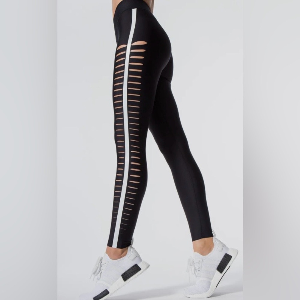 Ultracor Ultra High Black Silk Slash Leggings with White Stripe size L NWT